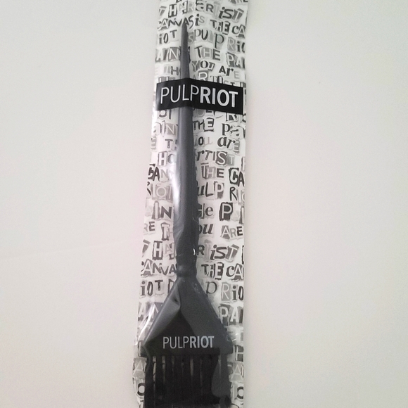 NEW Pulp Riot color brush (SMALL) - Picture 1 of 3